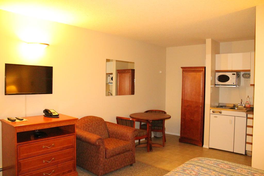 Tel Star Motel Brooks Chambre photo